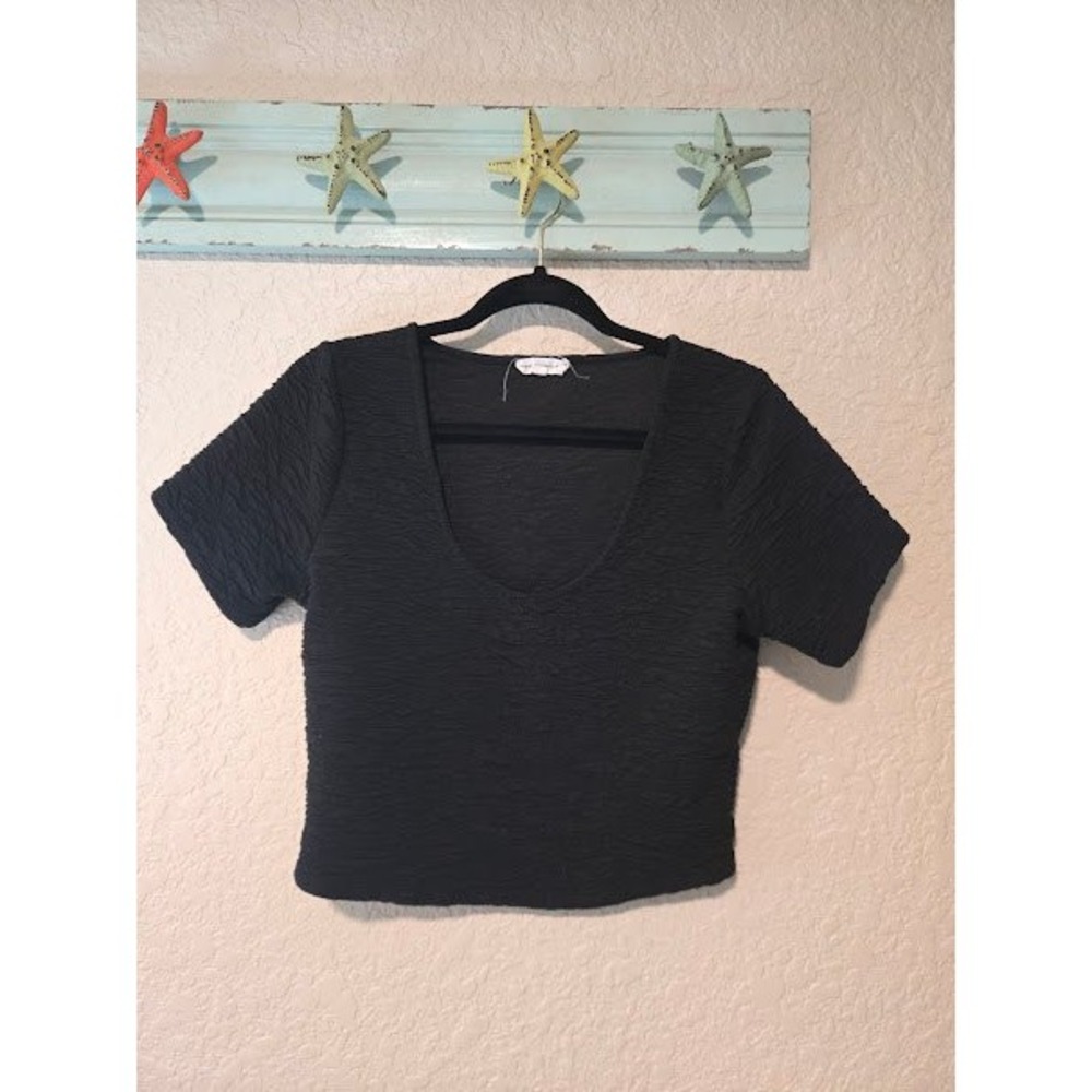 Good American‎ Black Crop Top
